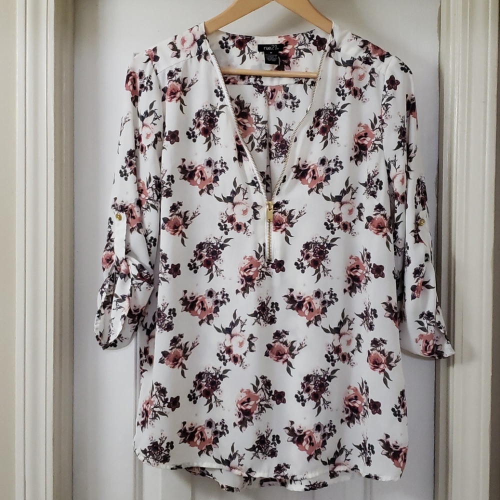 Rue21 White Floral Zip Front Blouse